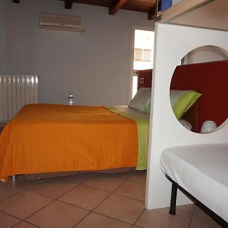 Bergamum F.l. Guest house 2*