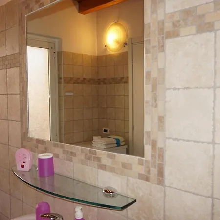 Bergamum F.l. Guest house